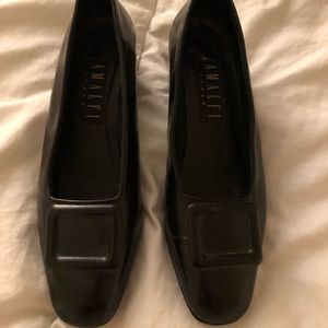 Amalfi Black leather flats gently worn!